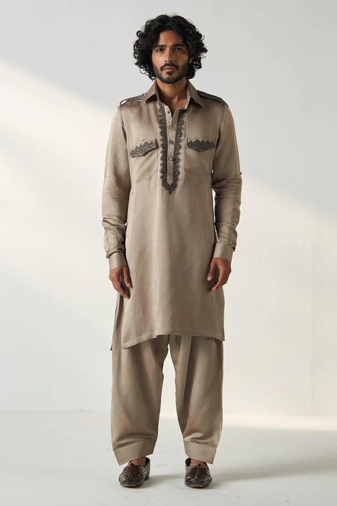 Parv Pathani Set